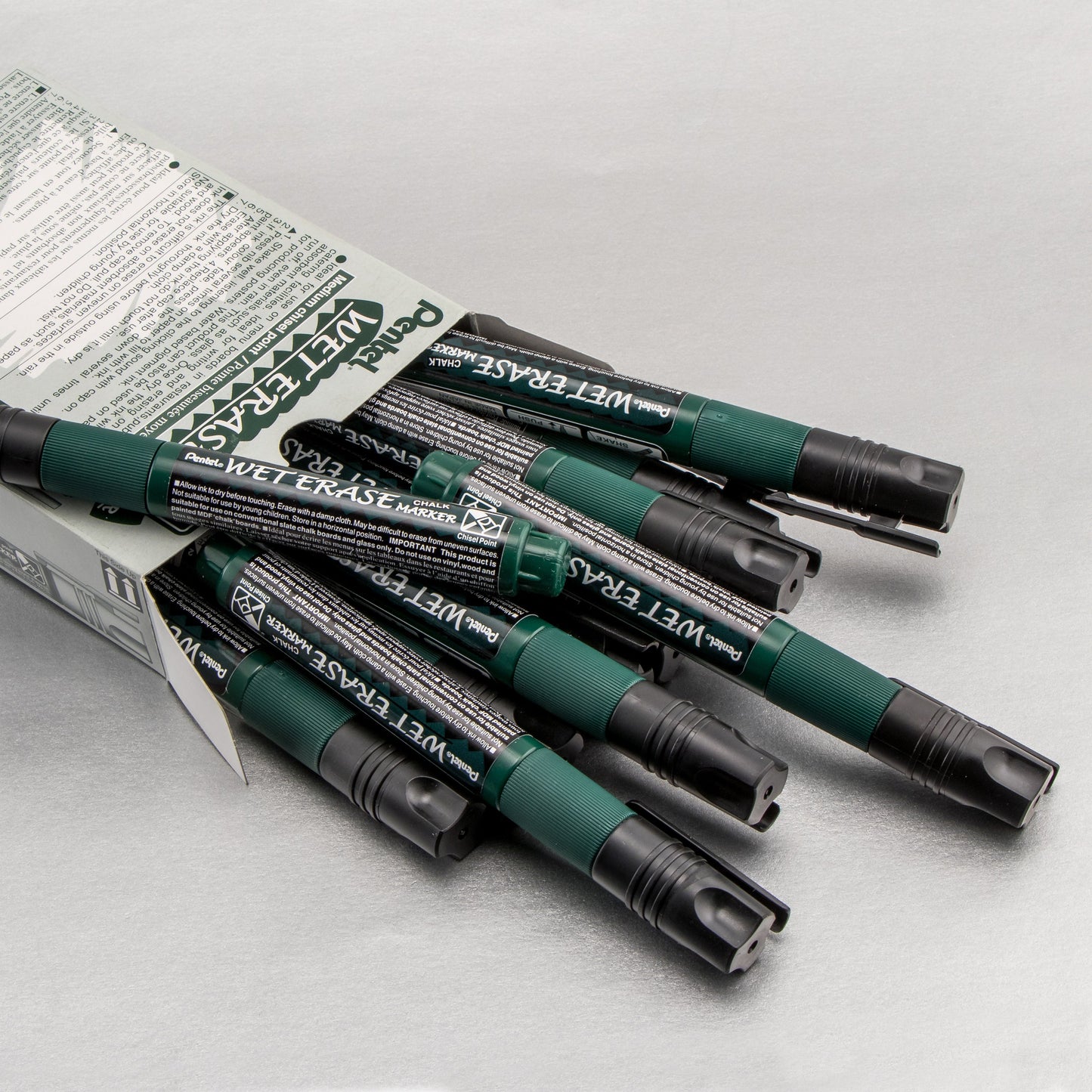 Pentel Arts Wet Erase Chalk Marker, Chisel Tip, Black Ink (SMW26-A)
